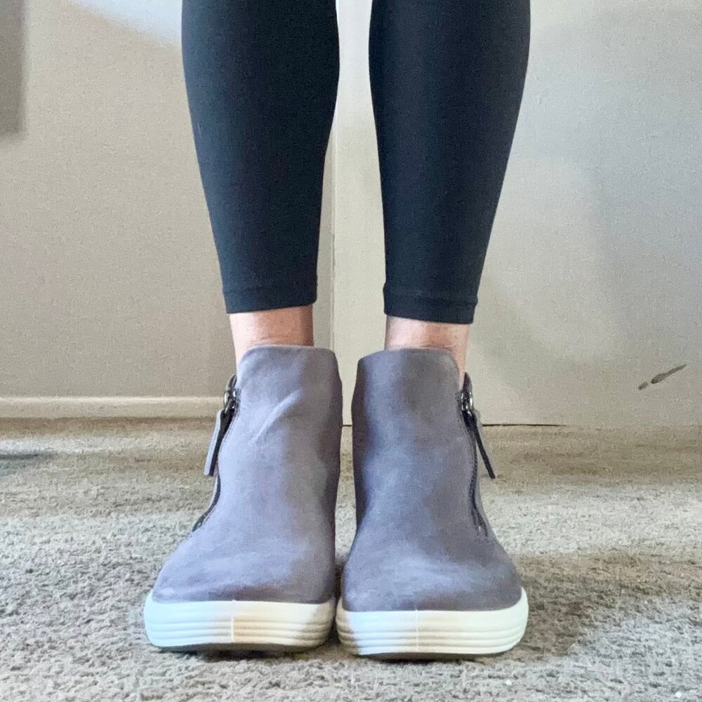Women's Gray ECCO Side Zip Booties - Size 6 - 6.5